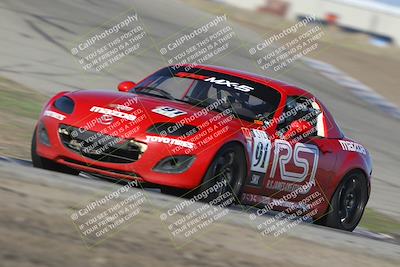 media/Oct-25-2025-CalClub SCCA (Sat) [[34c778dfbe]]/Group 5/Race/